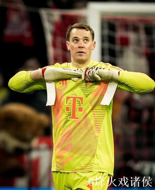 德媒：如果诺伊尔续约留队，拜仁希望明夏2000万