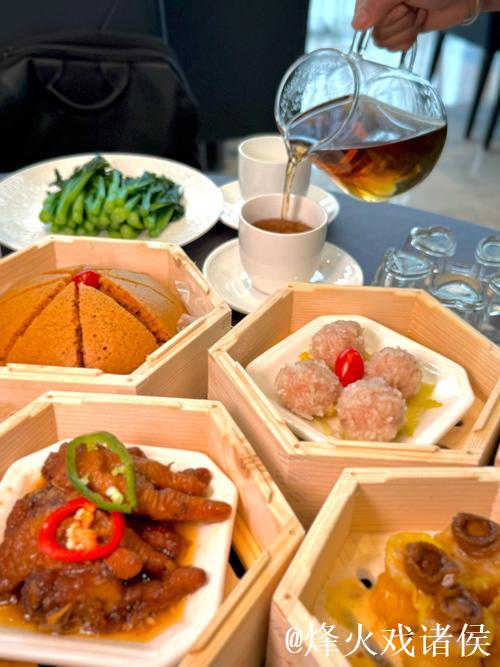 食在广州丨广网球员在南沙体验非遗美食